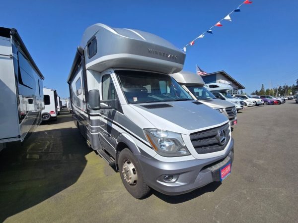 2019 Winnebago View 24G - Image 2