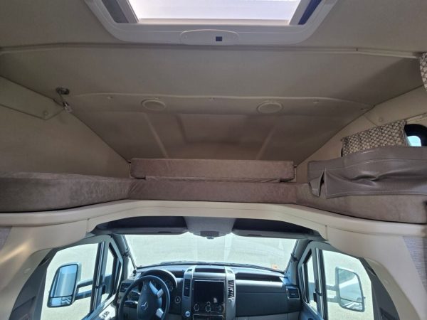 2019 Winnebago View 24G - Image 6