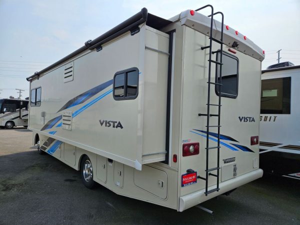 2019 Winnebago Vista 29V - Image 3