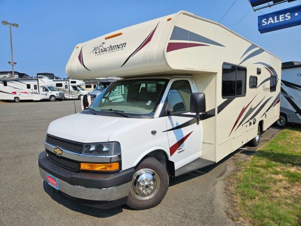 2020 Coachmen Freelander Value Leader 27QB - Image 2