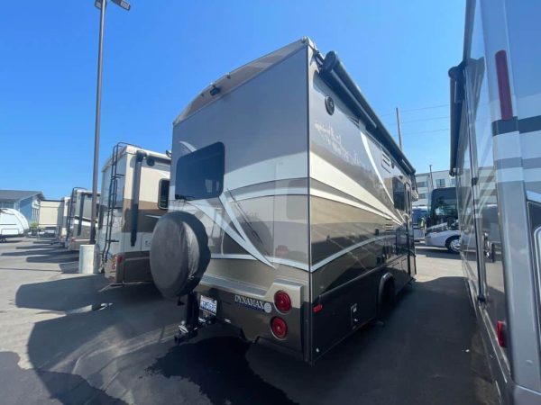 2020 Dynamax Isata 3 Series 24FWM - Image 2