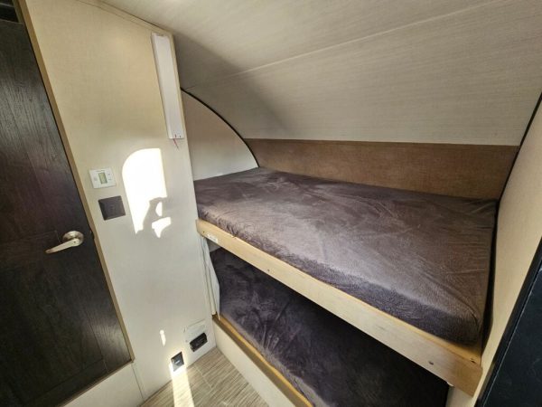 2020 Forest River R-Pod RP-172 - Image 7