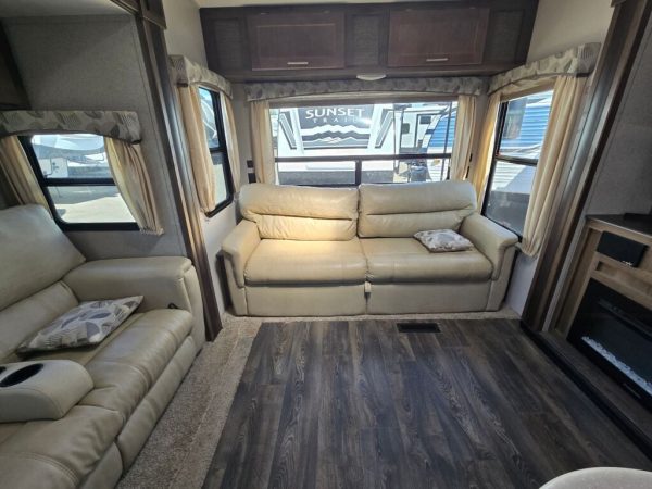 2020 Forest River Wildcat Maxx 295 RSX - Image 10