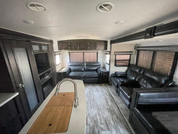 2020 Highland Ridge Mesa Ridge Limited 275RLS - Image 9
