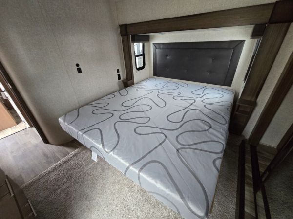 2020 Keystone Cougar 366RDS - Image 13