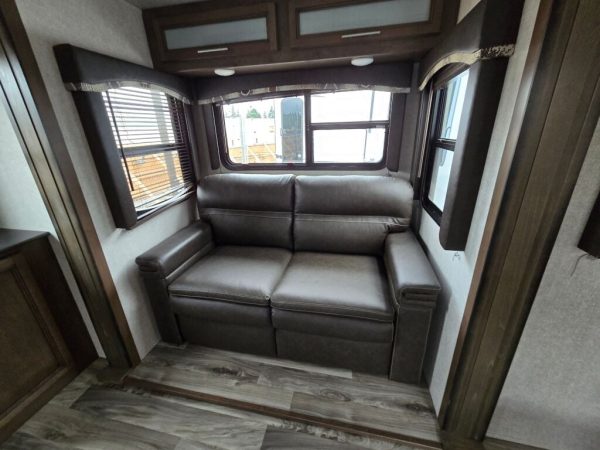 2020 Keystone Cougar 366RDS - Image 10