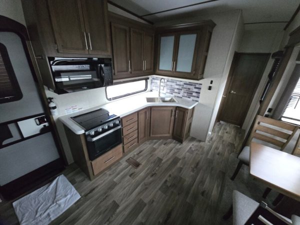 2020 Keystone Cougar 367FLS - Image 11