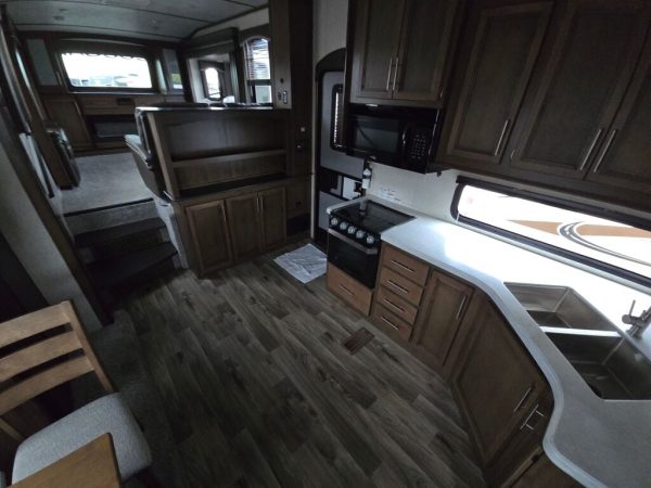 2020 Keystone Cougar 367FLS - Image 12