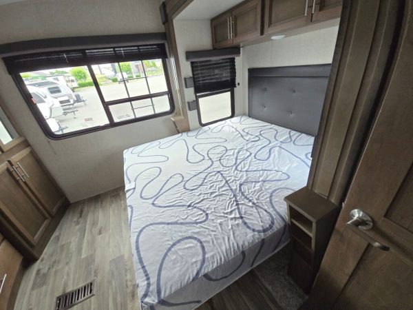 2020 Keystone Cougar 367FLS - Image 14