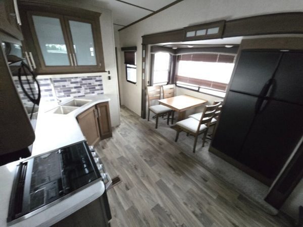 2020 Keystone Cougar 367FLS - Image 10