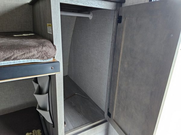 2020 Keystone Outback Ultra-Lite 210URS - Image 25