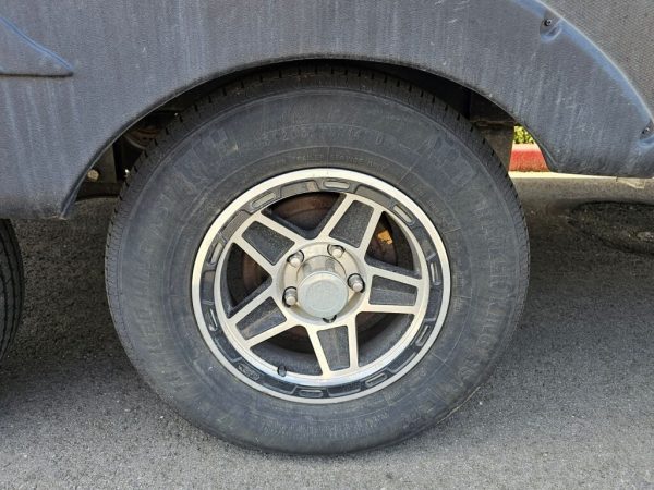 2020 Keystone Outback Ultra-Lite 210URS - Image 5