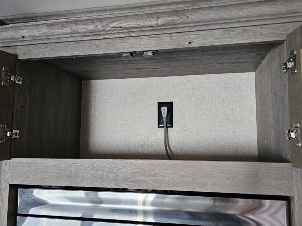 2020 Keystone Raptor 351 - Image 25