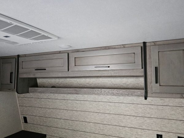 2020 Keystone Raptor 351 - Image 31