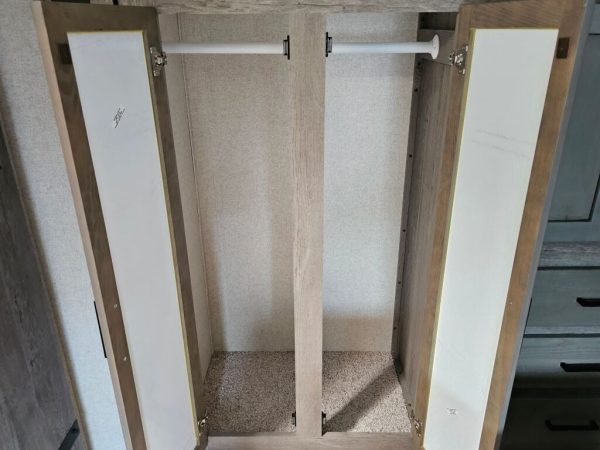 2020 Keystone Raptor 351 - Image 32