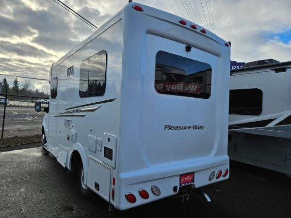 2020 Pleasure-Way Plateau XL XLTS - Image 3