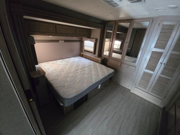 2020 Thor Motor Coach Windsport 33X - Image 15