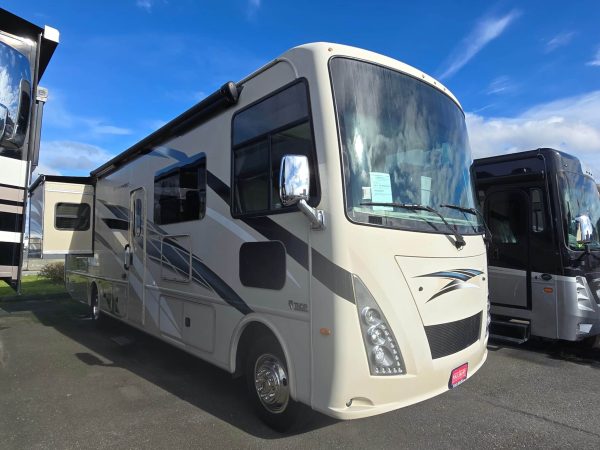 2020 Thor Motor Coach Windsport 33X - Image 19