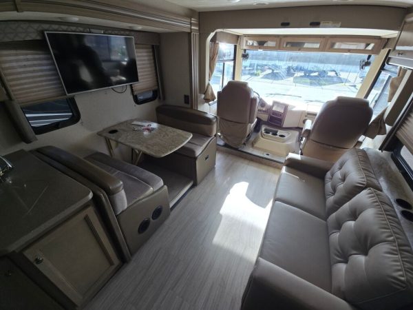 2020 Thor Motor Coach Windsport 33X - Image 9