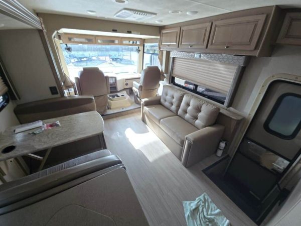 2020 Thor Motor Coach Windsport 33X - Image 10