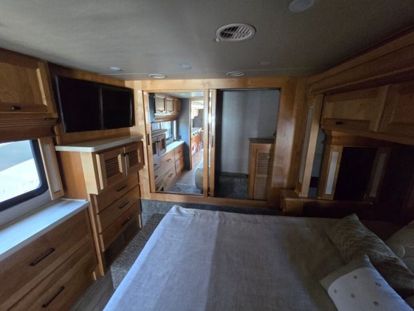 2020 Tiffin Motorhomes Allegro Breeze 33BR - Image 26