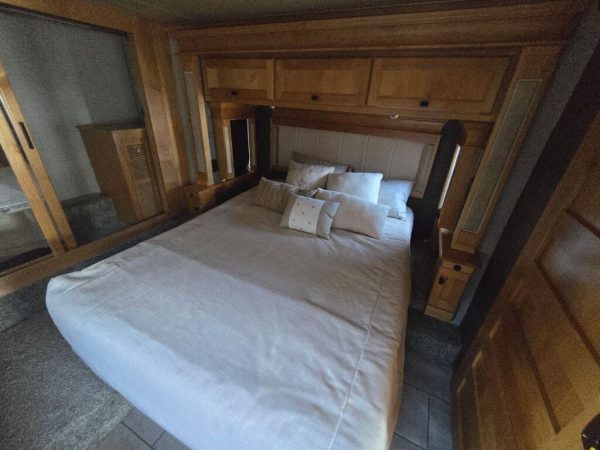2020 Tiffin Motorhomes Allegro Breeze 33BR - Image 27