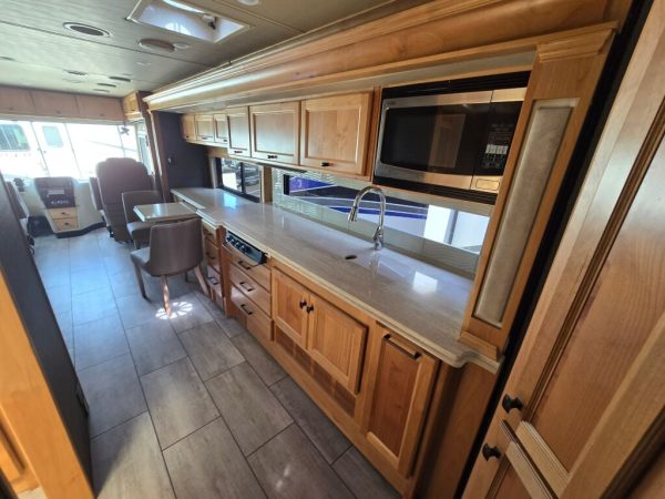 2020 Tiffin Motorhomes Allegro Breeze 33BR - Image 30