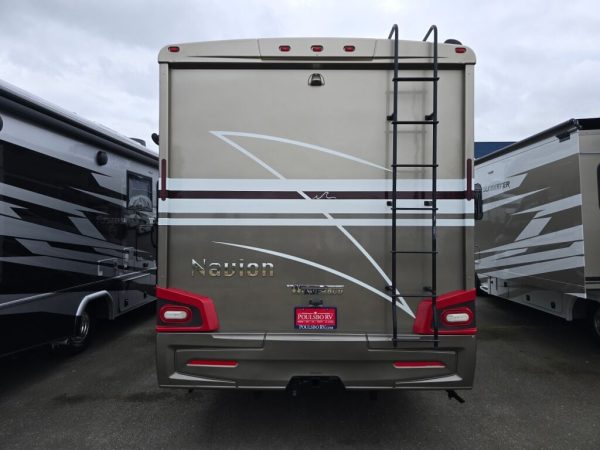 2020 Winnebago Navion 24J - Image 6