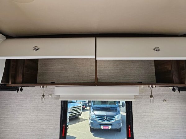 2020 Winnebago View 24V - Image 20
