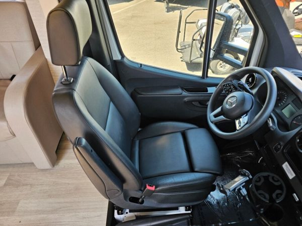 2020 Winnebago View 24V - Image 27