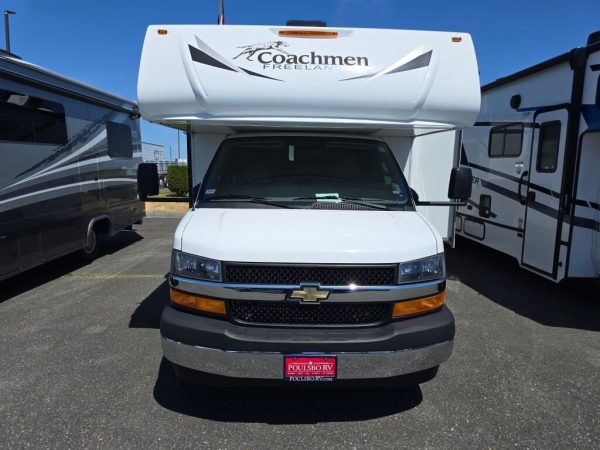 2021 Coachmen Freelander Premier 26DS - Image 2
