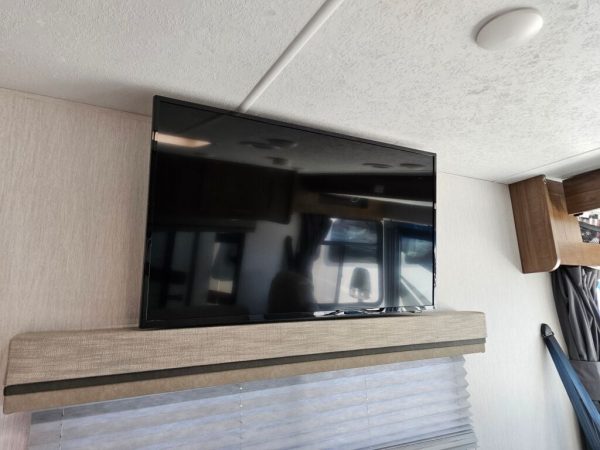 2021 Coachmen Pursuit 27XP - Image 22