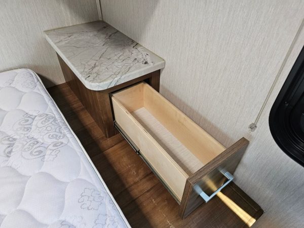 2021 Coachmen Pursuit 27XP - Image 24