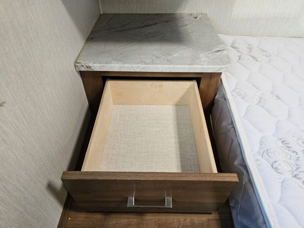 2021 Coachmen Pursuit 27XP - Image 27