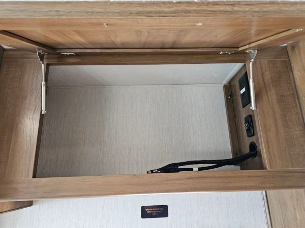 2021 Coachmen Pursuit 27XP - Image 10