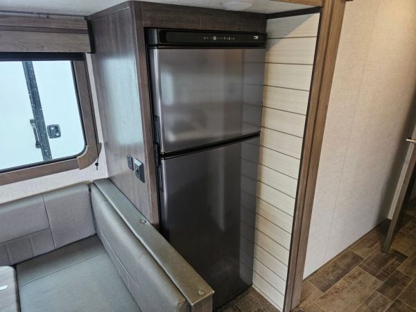 2021 CrossRoads Sunset Trail Super Lite 259RL - Image 17
