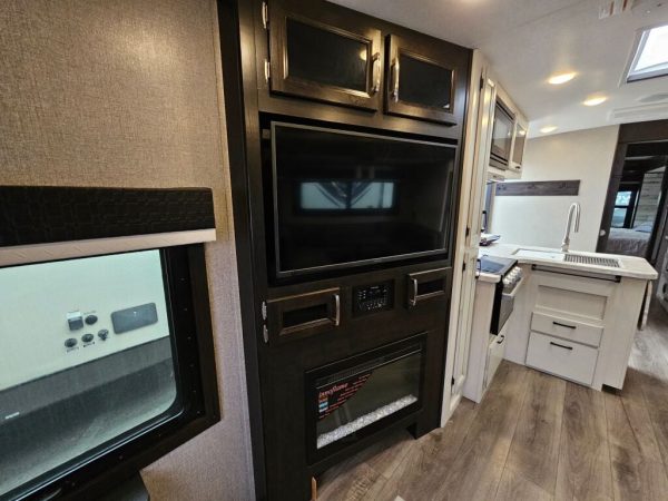 2021 Jayco White Hawk 30FLS - Image 10