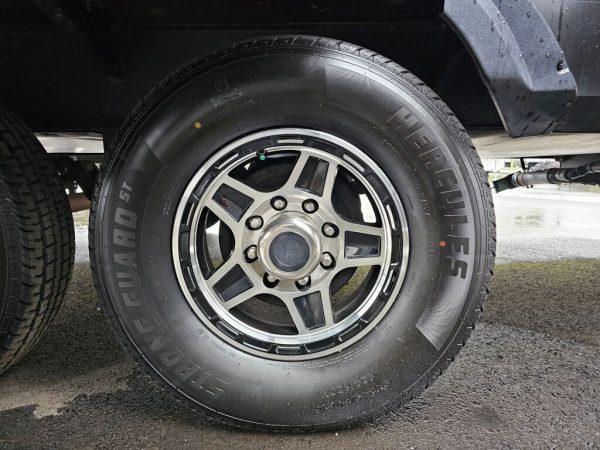 2021 Keystone Montana High Country 330RL - Image 11