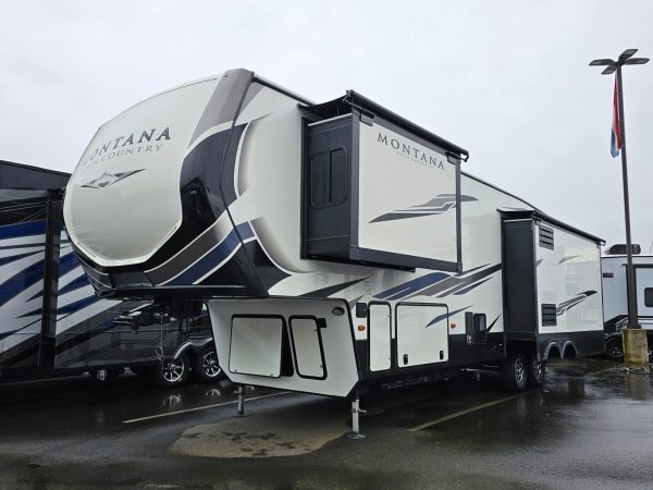 2021 Keystone Montana High Country 330RL - Image 40