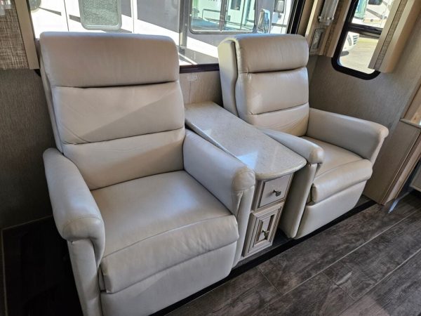2021 Newmar New Aire 3543 - Image 25