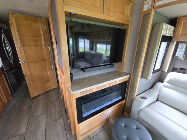 2021 Tiffin Motorhomes Open Road Allegro 34PA - Image 17