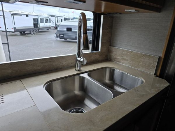 2021 Tiffin Motorhomes Open Road Allegro 34PA - Image 22