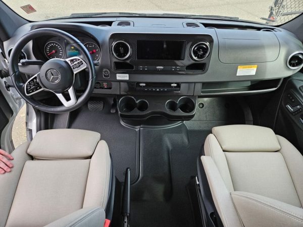 2021 Winnebago View 24D - Image 21