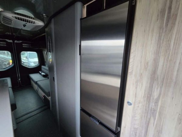 2022 Airstream Interstate 24X - Image 7