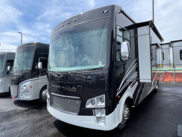 2022 Coachmen Mirada 315KS - Image 2