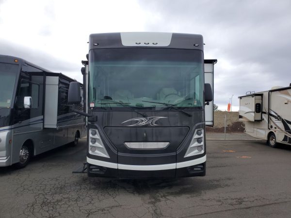 2022 Coachmen Sportscoach 354QS - Image 2