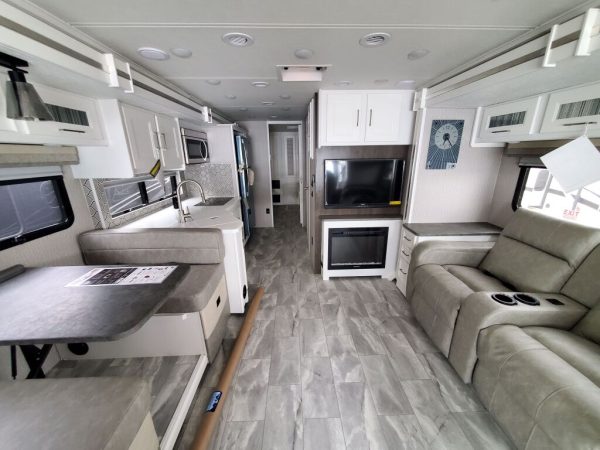 2022 Coachmen Sportscoach 354QS - Image 13