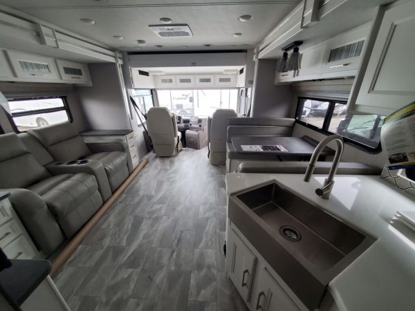 2022 Coachmen Sportscoach 354QS - Image 30