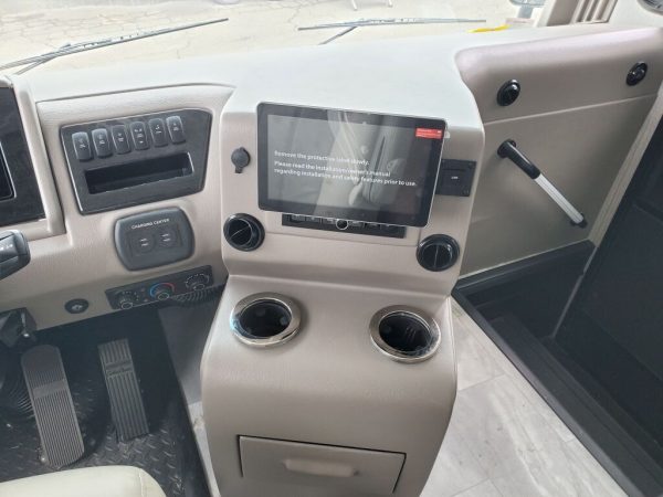 2022 Coachmen Sportscoach 354QS - Image 34