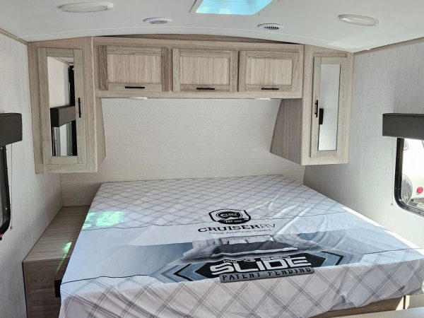 2022 Cruiser RV Shadow Cruiser SC227MLS - Image 23
